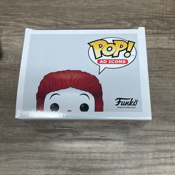 FunkoPop Ronald McDonald - Picture 6 of 7